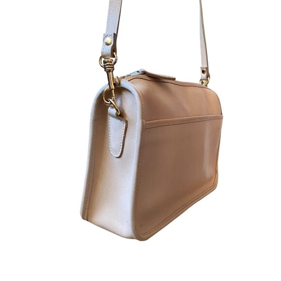 Partners Mervyns Ivory Genuine Leather Crossbody Shoulder Bag - Picture 3 of 10